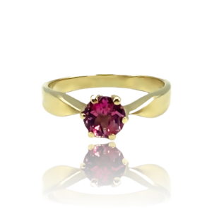 Solitaire ring med pink topas