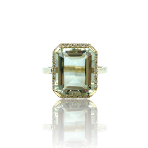 Ring med grøn ametyst og diamanter