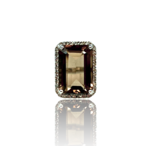 Ring med røgkvarts og diamanter