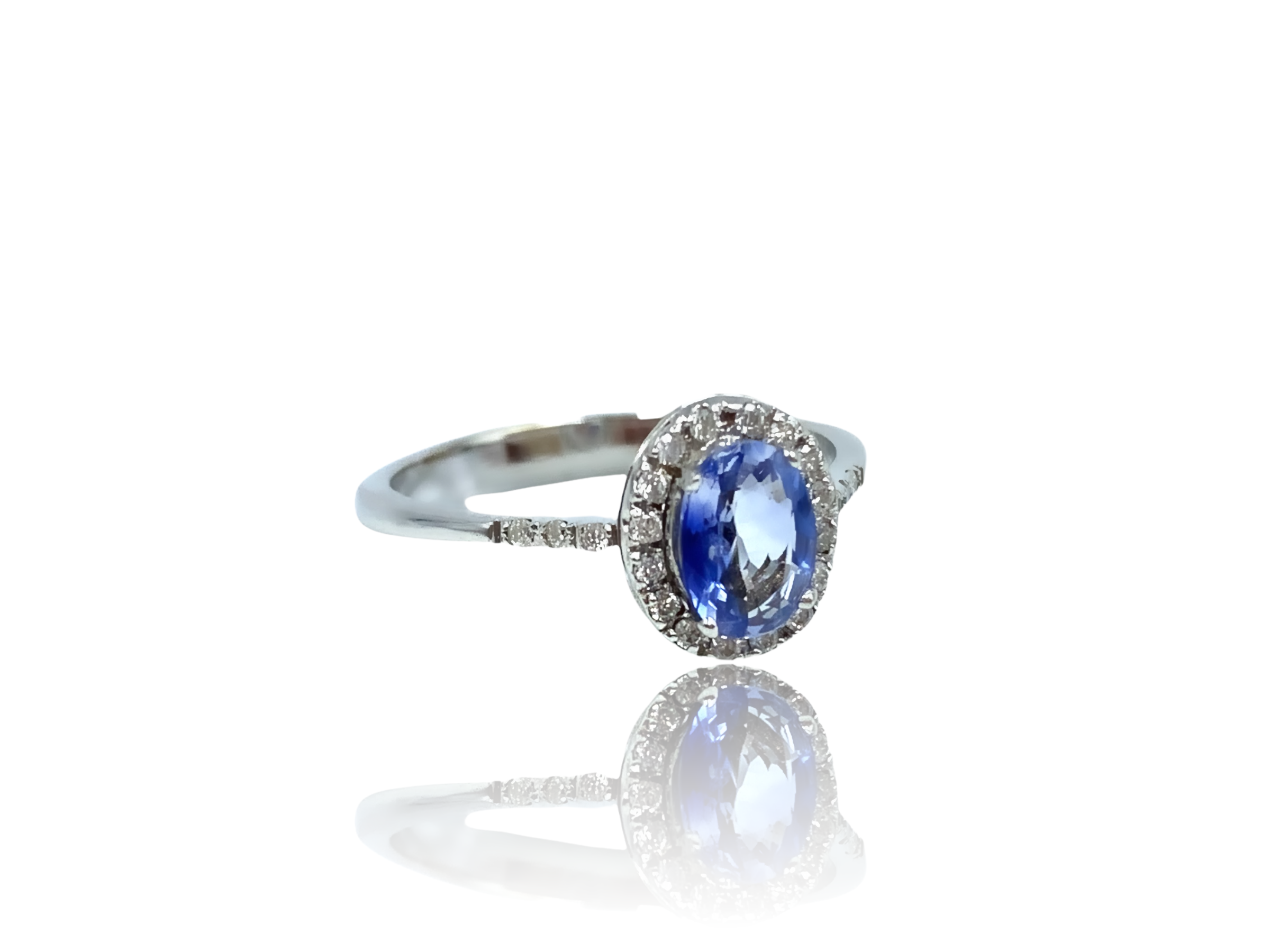 Diamantring med blå safir store