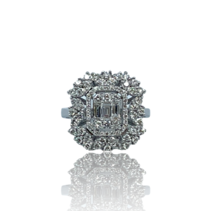Ring med baguette diamanter og brillanter