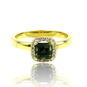 Ring i gult guld med peridot og diamanter