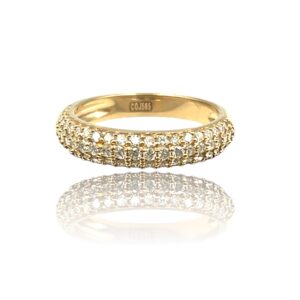 Ring i rosa guld med diamanter