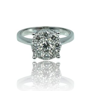 Ring i hvidguld med diamanter