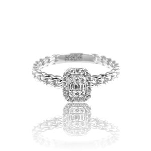 Ring i hvidguld med diamanter