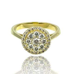 Ring i gult guld med diamanter