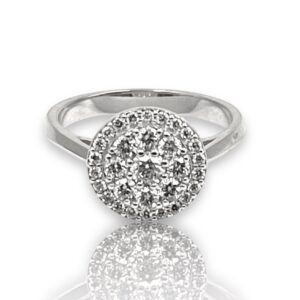 Ring i hvidguld med diamanter