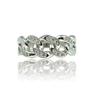 Ring i hvidguld med diamanter